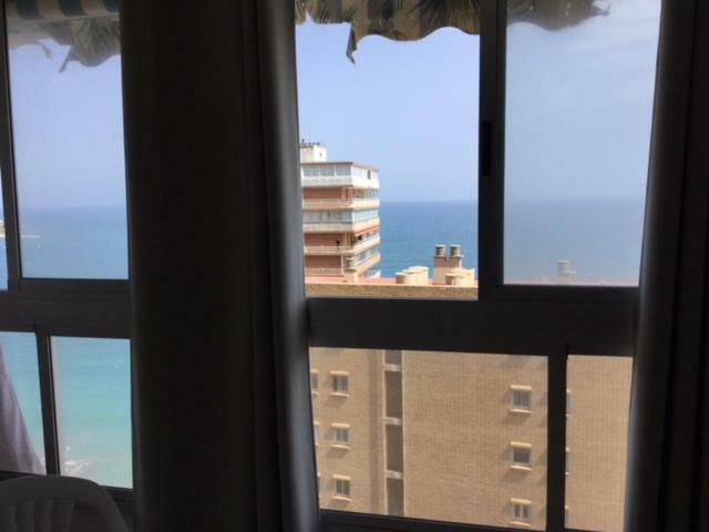 Apartamento En Albufereta Con Vistas Al Mar Lejlighed Alicante Eksteriør billede